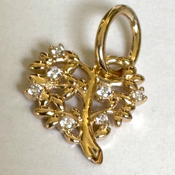 Pandora Jewelry - NEW❗️Pandora 14K Sparkling Heart & Family Tree Dangle Charm 752604C01